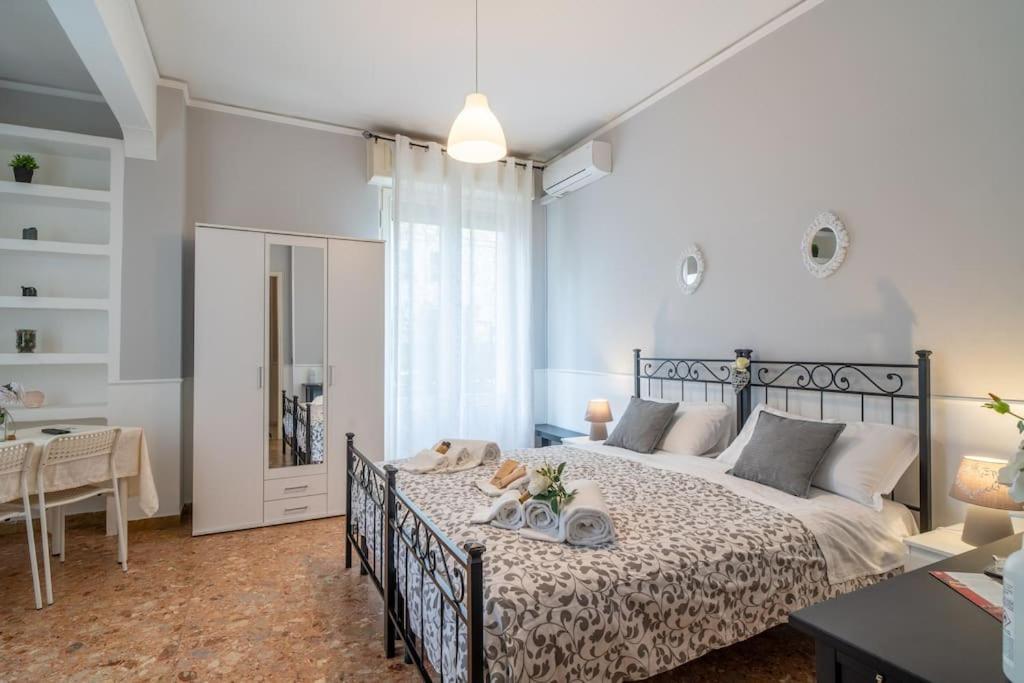 Terrazze Italiane City Center - White Apartment Верона Екстер'єр фото