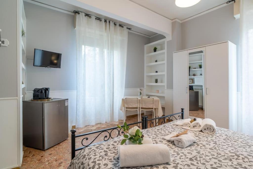 Terrazze Italiane City Center - White Apartment Верона Екстер'єр фото